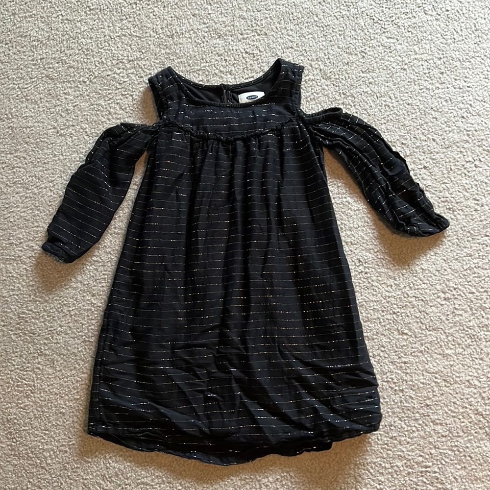 Girls Old Navy Cold Shoulder Dress, Size 6-7